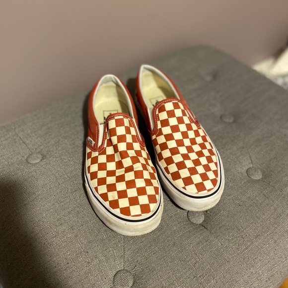 rust checkered vans